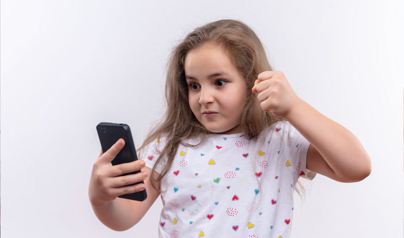 Side-effects-of-children-using-mobile-phones