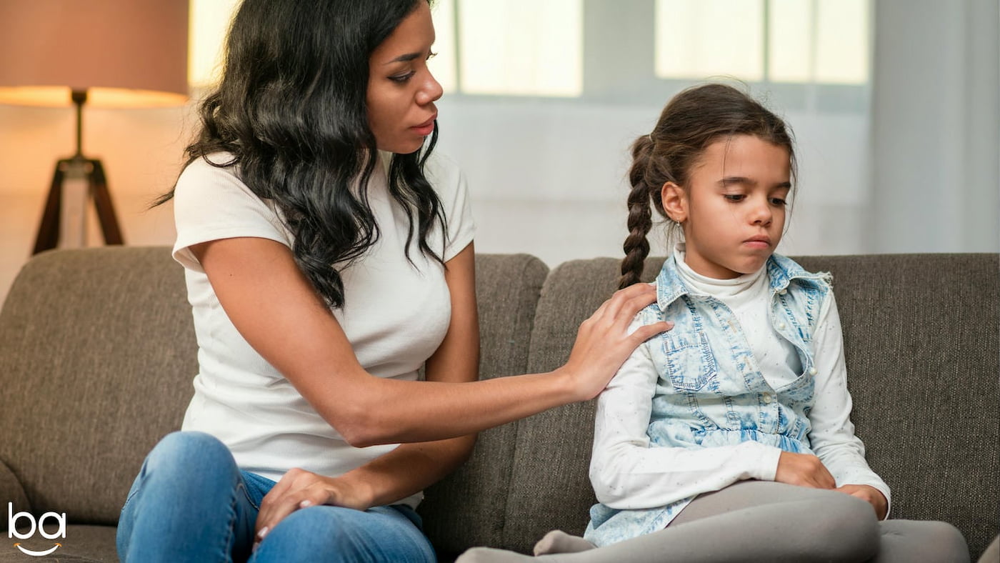 والدین وقت با کیفیت با کودک خود سپری می‌کنند و عشق و محبتشان را نشان می‌دهند